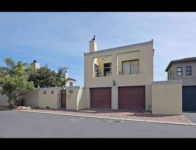 5 BEDROOM HOUSE FOR SALE IN PARKLANDS